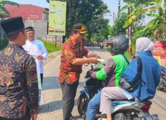 MT Balwan Gelar Jum’at Berkah Didepan Kelurahan Cilodong