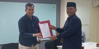 Di Cuekin Walikota Depok dan Gubernur Jawa Barat, Orang Tua Siswa Miskin Minta Menteri Nadiem Segera Intervensi Agar Anak Bisa Sekolah