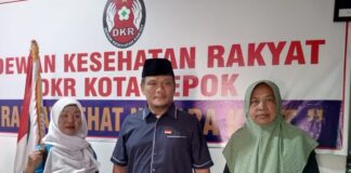 Roy Pangharapan Dampingi Siswa Yatim Yang Dikeluarkan Sepihak Oleh SMK Citra Negara Depok