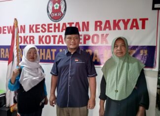 Roy Pangharapan Dampingi Siswa Yatim Yang Dikeluarkan Sepihak Oleh SMK Citra Negara Depok