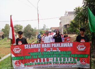 SAMBUT HARI PAHLAWAN PNIB KEMBALI LAKUKAN KIRAB MERAH PUTIH DAN ZIARAH MAKAM PAHLAWAN BERSAMA MASYARAKAT