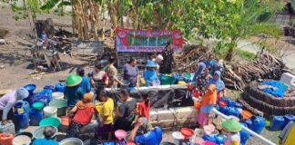 PNIB KEMBALI BAKSOS AIR BERSIH DI BOJONEGORO JUGA SENTIL MANFAAT PT. EXXON DI BOJONEGORO TERHADAP WARGA SEKITAR TERDAMPAK KEKERINGAN