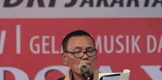 Jelang Akhir Tahun 2023, Penyair Pulo Lasman Simanjuntak Hadirkan Sajak 3 T