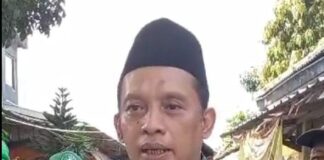 Peringati HARLAH PPP, Samsudin SE Pasang Bendera di Wilayah Tapos