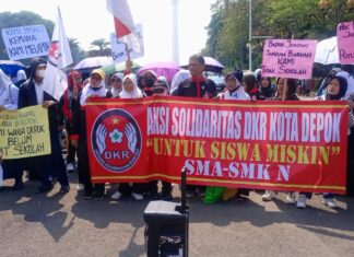 DKR Datangi Istana Jokowi: Kebijakan 32 Orang/Kelas Korbankan Siswa Miskin Ditolak Bersekolah