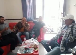 Warga Tenjolaya Pertanyakan Legalitas LBH Nusantara, Kuasa Hukum Kades Cinangneng