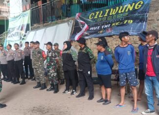 Dalam Rangka HUT TNI ke 79 HIPAKAD Kota Depok Gelar Aksi Bersih Bersih Sungai Ciliwung