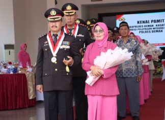 Polres Demak Gelar Pelepasan Anggota Purna Tugas