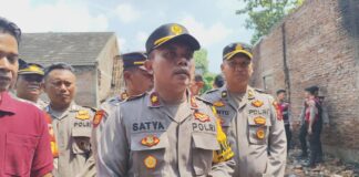 Polres Demak Beri Bantuan kepada Korban Kebakaran di Desa Wonosekar