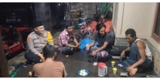 Bhabinkamtibmas Desa Solowire, Brigadir Anjar Prastiyo Utomo Lakukan Sambang Warga Dalam Rangka Harkamtibmas Bulan Suci Ramadhan