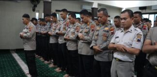 Polres Demak Gelar Salat Ghaib untuk 3 Polisi di Lampung yang Gugur Dalam Tugas