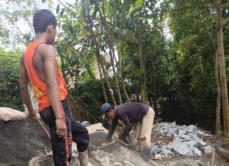 Ngeri !!! Penurapan Kali Pesanggarahan Menggunakan Metode Baru, Concrete Mixer Hanya Formalitas Di Lokasi Proyek