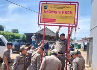 Perumahan Al Fatih di Pasir Putih Sawangan Disegel Satpol PP Depok