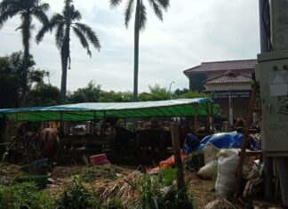 Penyalahgunaan Lahan Pemkot Depan Kantor Kelurahan Boponter Jadi Sorotan Publik