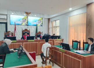 PN Depok Gelar Sidang Pembunuhan Sadis, Korban Dibacok Berkali kali, Hakim Andry Eswin Pimpin Jalannya Persidangan