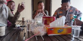 KAPOLSEK KARANGGAWEN GELAR MAKAN BERSAMA WARTAWAN
