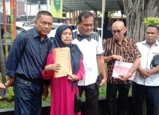 Tangis Seorang Ibu Ketuk Langit Kekuasaan, Minta Presiden Prabowo Tegakkan Keadilan dan Berantas Mafia Tanah