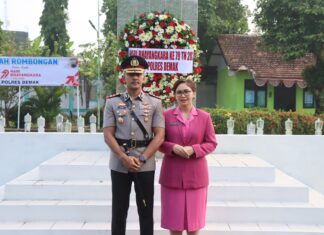 Jelang Hari Bhayangkara ke-79, Kapolres Demak Ziarah Ke Taman Makam Pahlawan