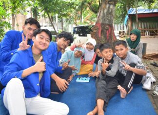 Ilmu Tak Lagi Elit: Mahasiswa UPER Ajak Anak Jalanan Merakit Energi dari Lingkungan Sekitar