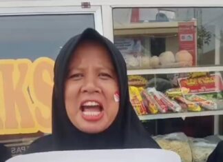 Bupati Mangkir, Warga Pabuaran Minta Pemerintah Temui Rakyatnya