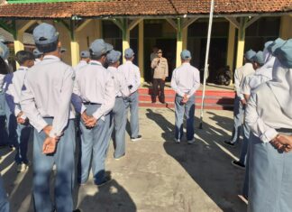 Kapolsek Sumowono Bersama Jajaran Gelar Sosialisasi dan Pembinaan di SMA, SMK, dan MA Kecamatan Sumowono