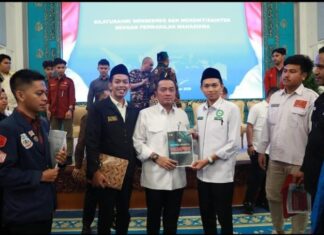Diundang Ke Istana, BEM PTNU Dorong Kenaikan Gaji Guru, Buruh Hingga Ojol