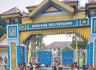 AMPK Gruduk Kantor DPRD Meminta Kembalikan Uang Perjalanan Dinas