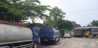 POLISI BIARKAN PENGUSAHA MENGAMBIL AIR TANAH TANPA MEMILIKI IZIN TETAP BEROPERASI