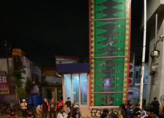 HIMAPOL IISIP JAKARTA BERSAMA ELEMEN MAHASISWA IISIP JAKARTA MENGGELAR AKSI SOLIDARITAS