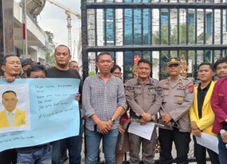 Forum Keadilan Sosial Rakyat Indonesia (FRAKSI) Geruduk Kejati Sumut: Desak Pemeriksaan Zakky Sahri Dan Hamdani Terkait SPPD