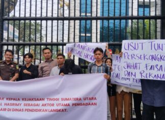 PERMAK Kembali Demo Kejati Sumut Desak Tangkap Mantan Pj Bupati Langkat Kasus Smartboard