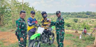 Trabas Sambil Berbagi, TNI dan Komunitas NAT Gaspol untuk Kebaikan di Boyolali