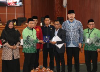 Terlalu! Guru Madrasah di Kota Depok Honornya Hanya Rp 150 Ribu, Ngadu ke DPRD