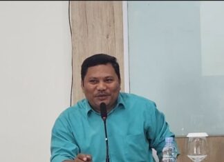 Ketika Demokrasi Lokal Tersandera Tambang