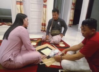 Seorang Perwira Polres Pekalongan Kota Diduga Bermalam dengan Istri Orang, Suami Geruduk Rumah Bersama Warga
