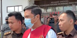 Tancap Gas! Baru Menjabat Kajari Humbahas Donald TJ Situmorang Tahan Ketua Koni Terkait Korupsi 588 Juta