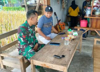 Babinsa Juwangi Pererat Kedekatan dengan Warga Lewat Komsos Santai di Dukuh Gambang