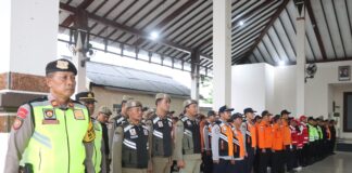 Bupati Demak Pimpin Apel Pengamanan Malam Tahun Baru 2026