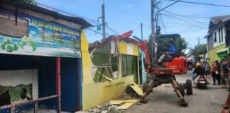 Dianggap Brutal Saat Penertiban Tanpa SOP Kantor Satpol PP Depok Hari ini Akan Di Demo Warga Rw 15 Kemiri Muka