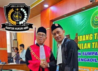 AMBISI DAN NAFSU KEKUASAAN MEWARNAI ARAH POLITIK