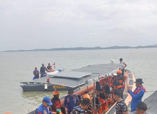 TNI AL Lanal Tbk bersama Unsur SAR, Berhasil Menemukan Korban Laka Laut di Hari ke-3 Pasca Operasi SAR