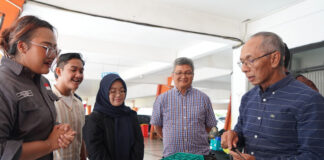 Tingkatkan Kualitas Budidaya Ikan, Mahasiswa UPER Rancang Teknologi Pakan Cerdas