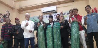 Sebagai Bentuk Perhatian Hj. Qonita Lutfiyah Memberikan Bantuan Karpet Baru Untuk MT Balwan Kota Depok