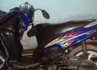 Truk Tangki BBM Solar Milik PT. SAM Ugal-Ugalan, Tabrak Lari Pengendara Motor