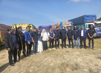 Jelang Ramadan, Irsan Sosiawan Gading Lepas 8 Truk Bantuan untuk Korban Banjir di 8 Kabupaten/Kota Aceh