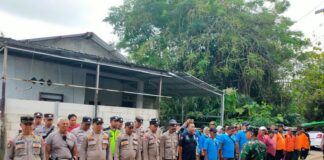 Pasca Banjir Surut, Aksi Gotong Royong Pembersihan Rumah Warga Mulai Digencarkan