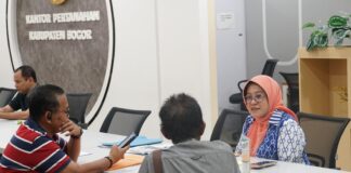 Tidak Ada Perbedaan, Dibulan Ramadhan PELATARAN Tetap Layani Masyarakat