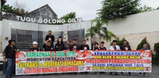 PNIB Berbagi Takjil Di Tugu Jogja, Jalin Persaudaraan Perdamaian Untuk Kembali Ke Jatidiri Bangsa, Persaudaraan Dan Persatuan Indonesia Diatas Segalanya