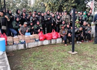 Dewan Pimpinan Cabang HIPAKAD Depok Berbagi Takjil di Bulan Ramadhan