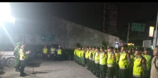 Pastikan Keamanan Malam Takbir, Kapolsek Mranggen Pimpin Apel Gelar Pasukan Pengamanan